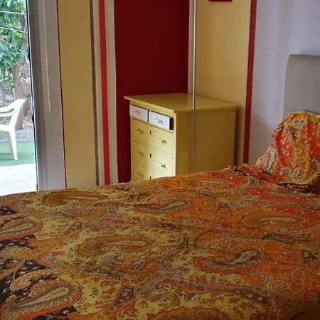 Beautiful With Terrace - Saint-raphael * Saint-Raphaël