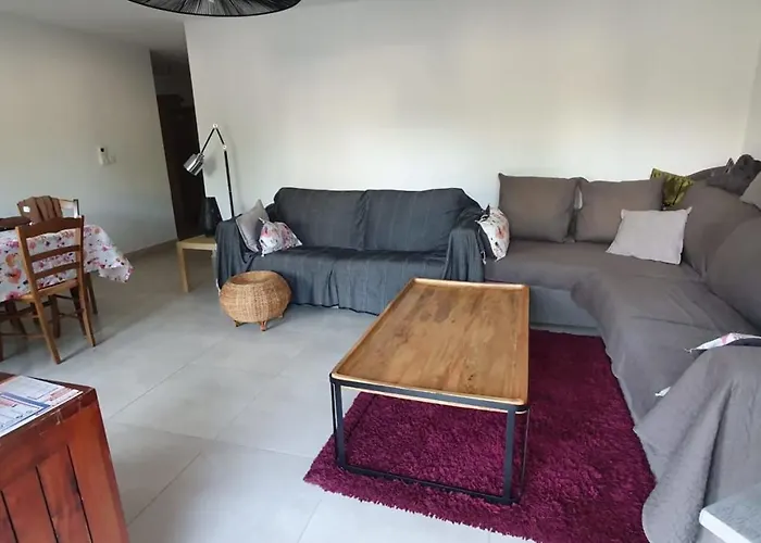 Beautiful With Terrace - Saint-raphael *